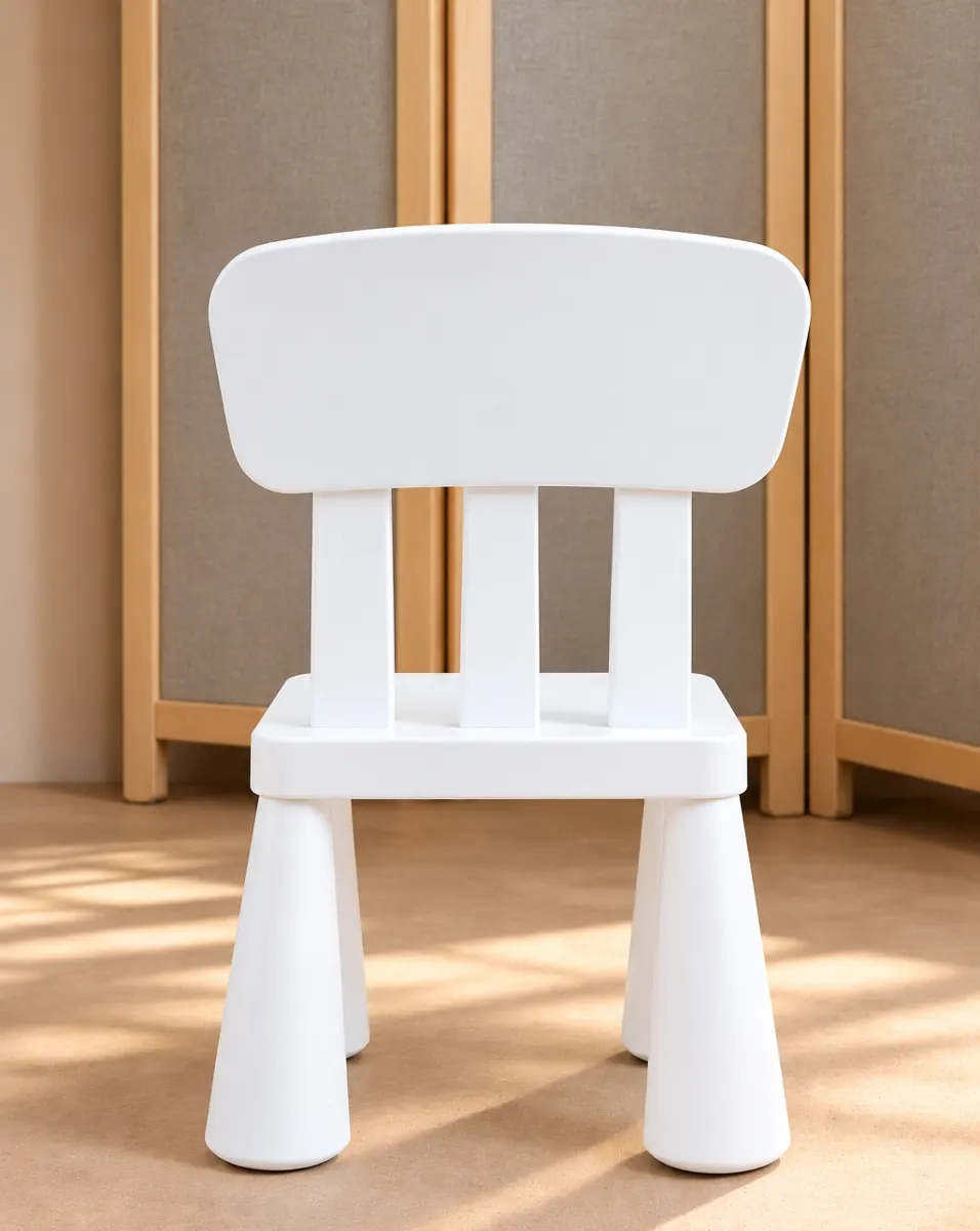 Bella Kids Chair & Table on rent – Rentals by WedLoc