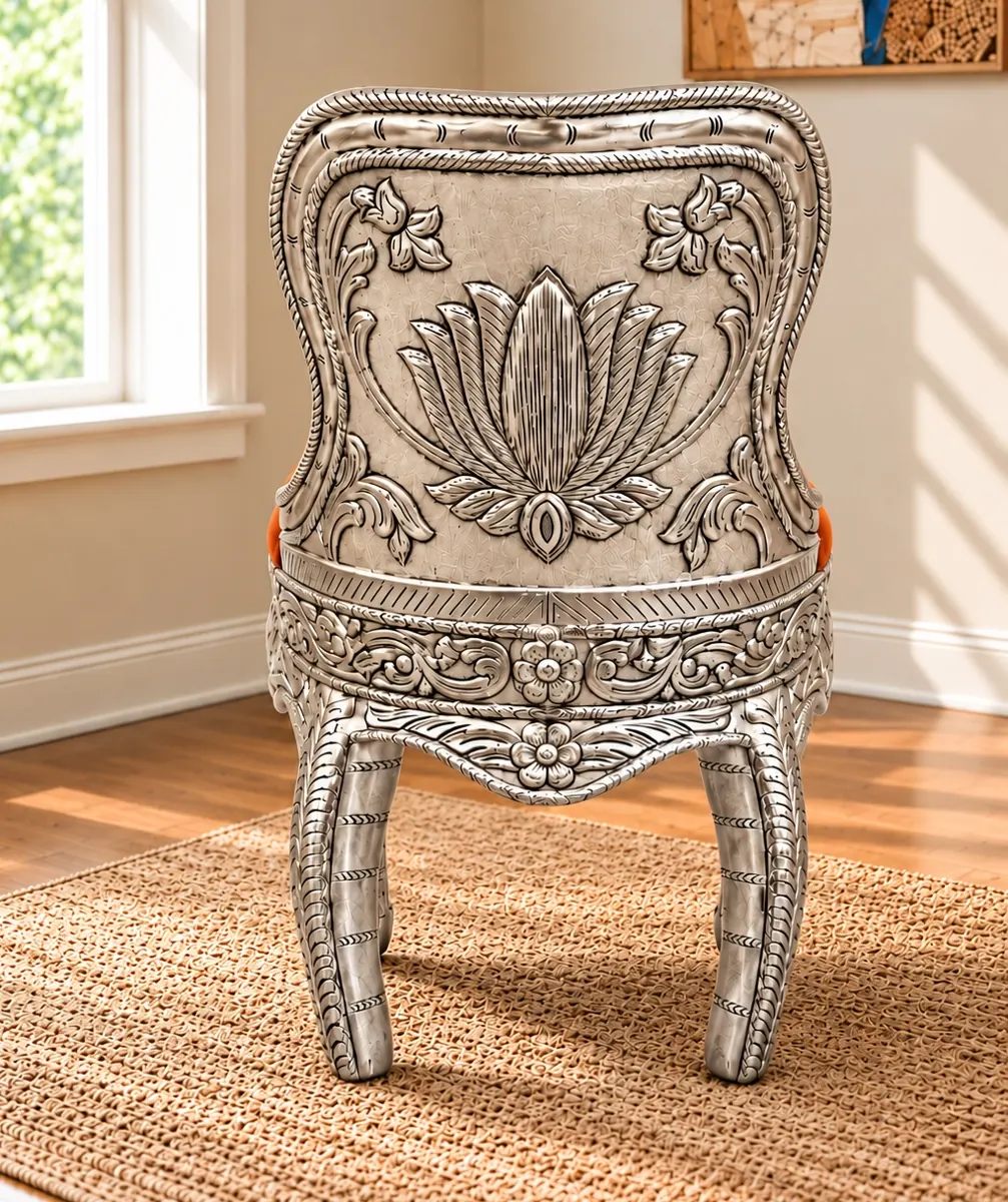 Velvet Heritage Vedi Chair on rent – Rentals by WedLoc